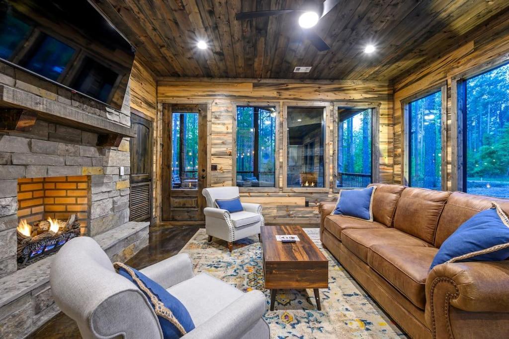 Brand New Luxury 2 Bedroom With Loft And Spa Sleeps 10 Broken Bow Dış mekan fotoğraf
