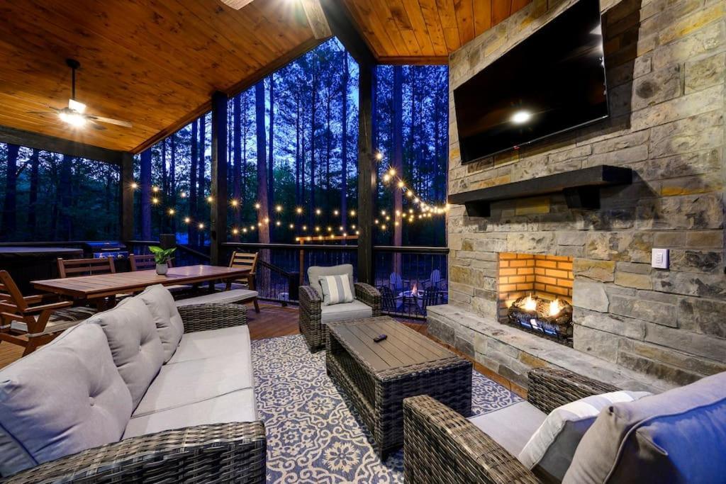 Brand New Luxury 2 Bedroom With Loft And Spa Sleeps 10 Broken Bow Dış mekan fotoğraf