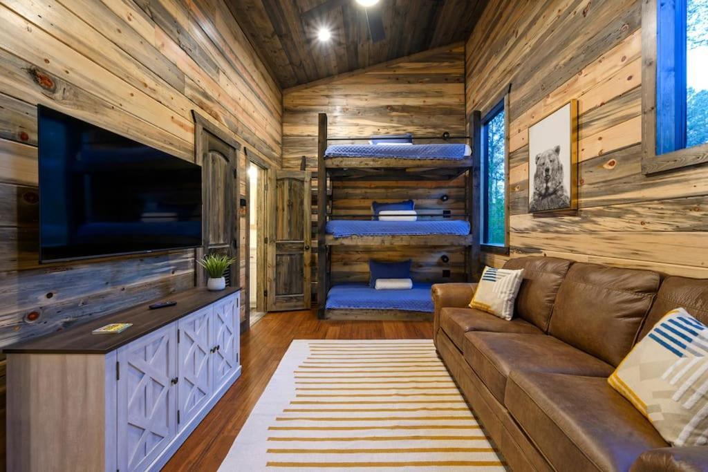 Brand New Luxury 2 Bedroom With Loft And Spa Sleeps 10 Broken Bow Dış mekan fotoğraf